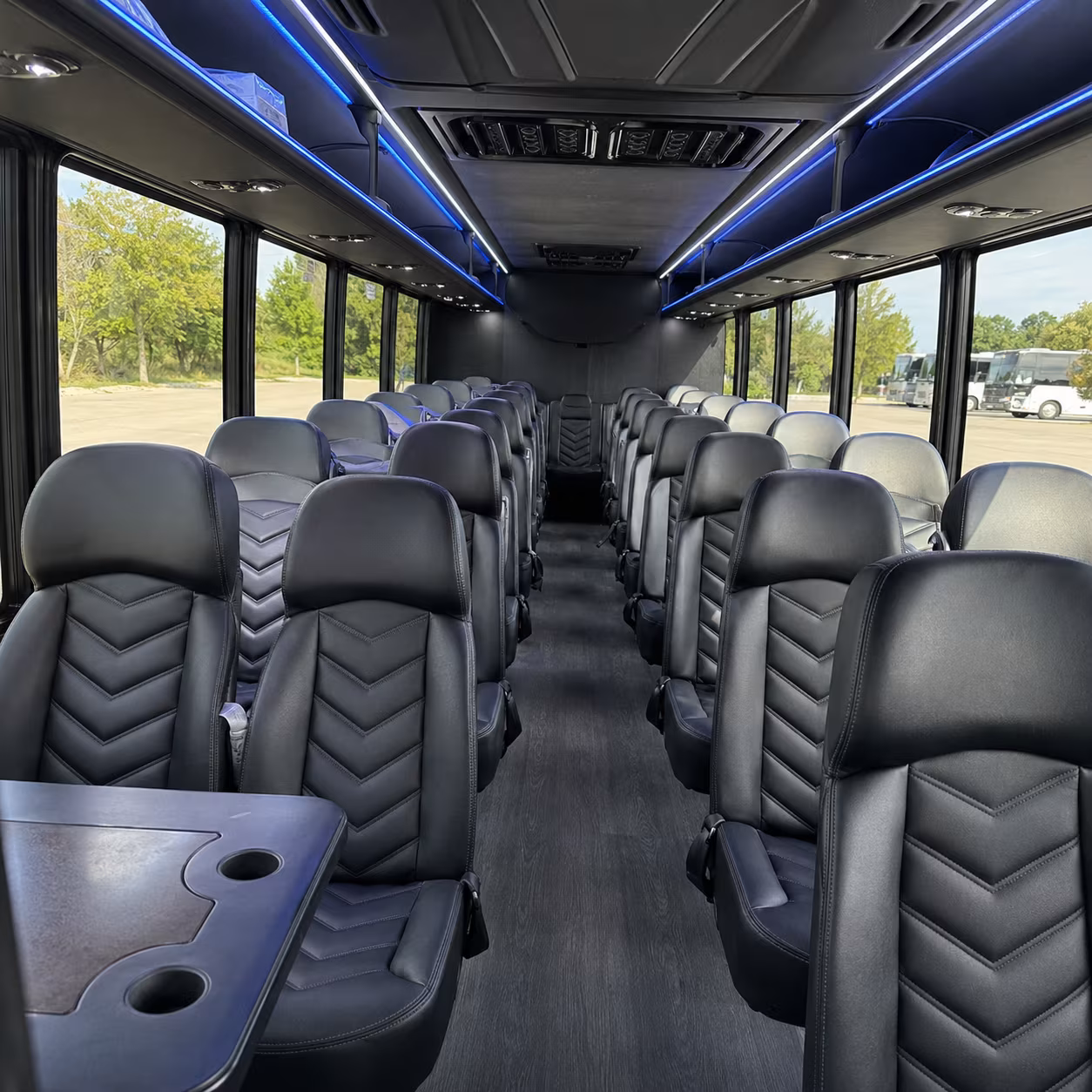 minibus rentals for ojai winery and tasting room tours