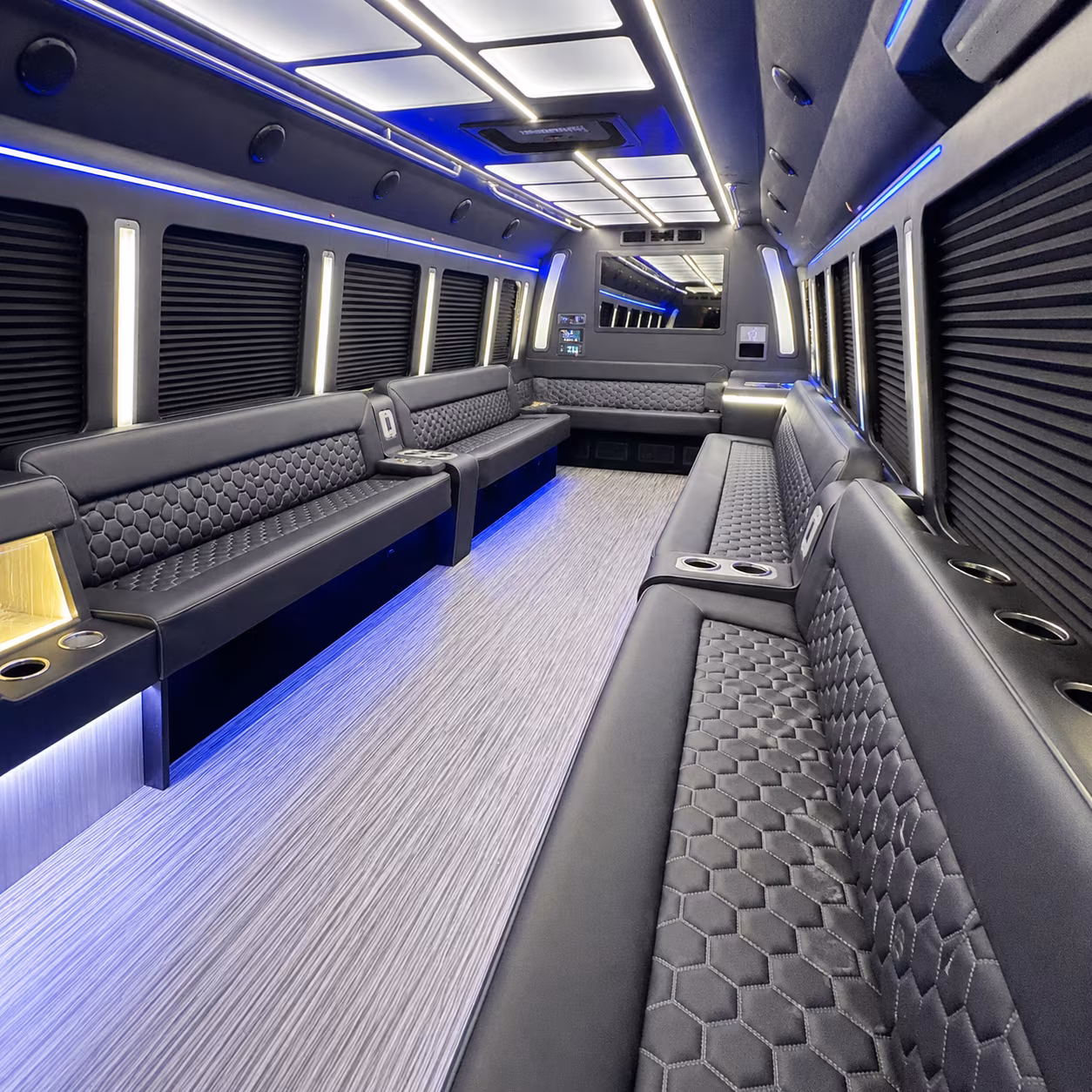 santa barbara airport transfers and shuttle buses from ventura