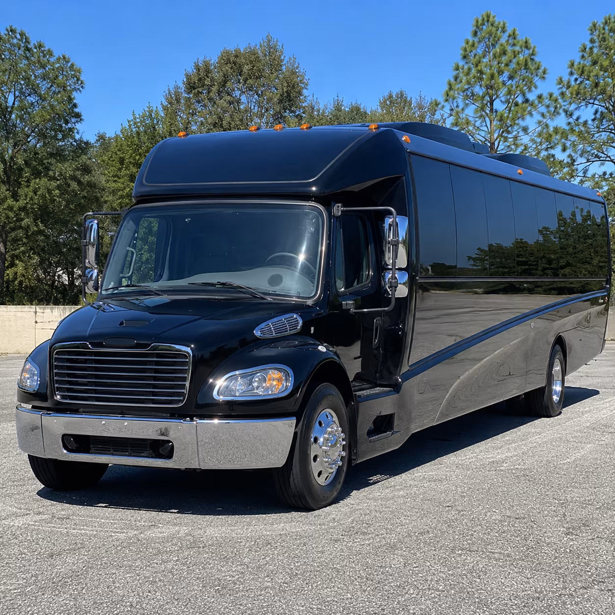 ventura 25 passenger minibus