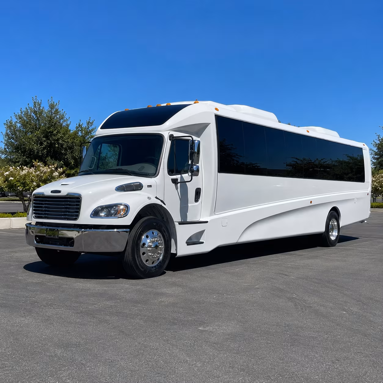 ventura 35 passenger minibus