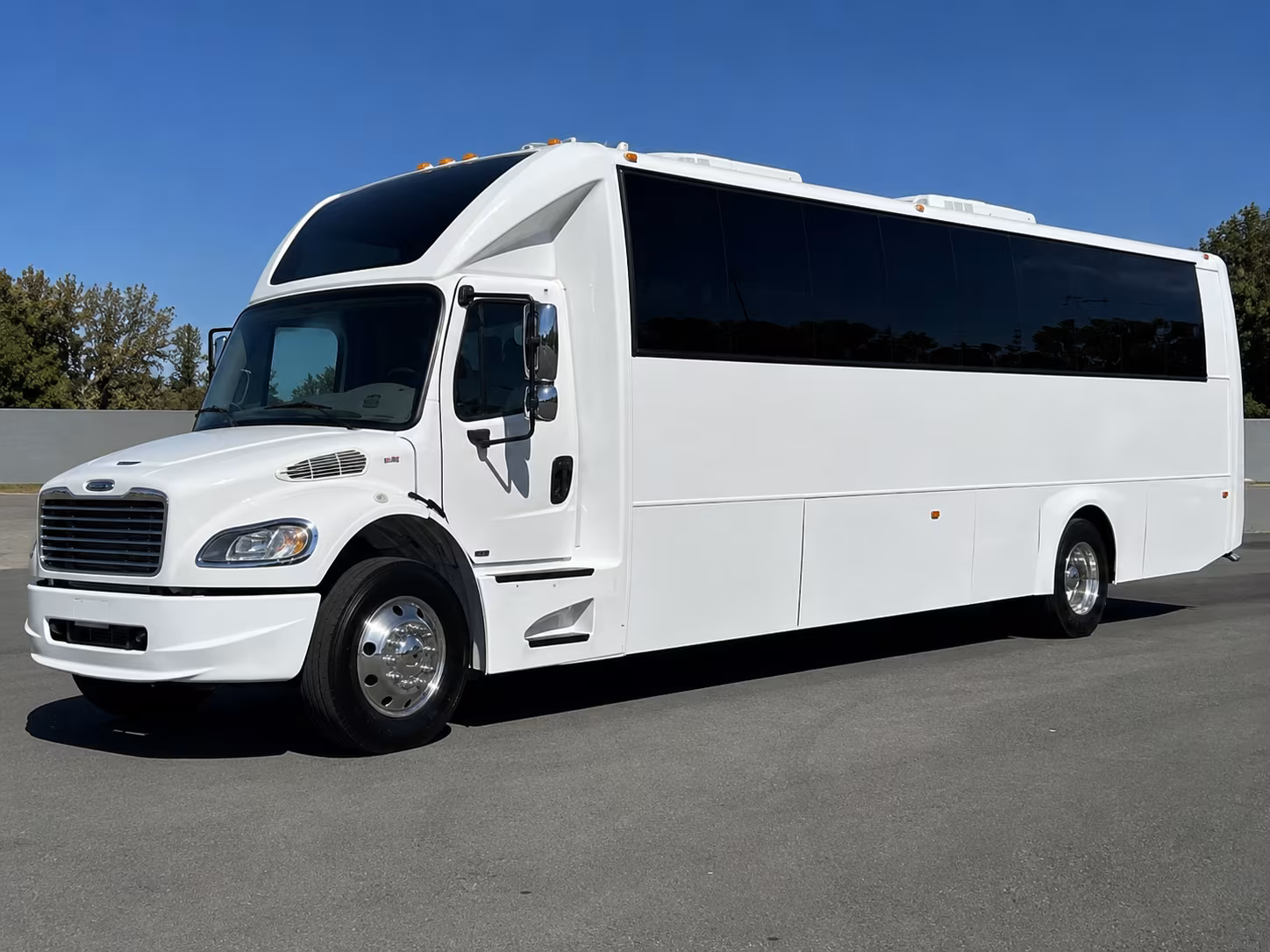 ventura corporate transportation buses for team building and company outings